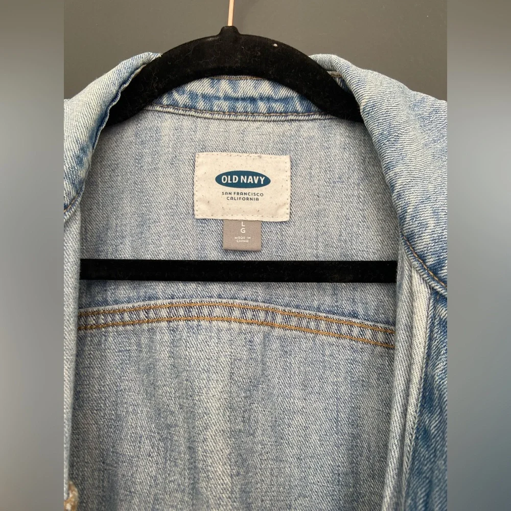 Jean jacket - Picture 1 of 4
